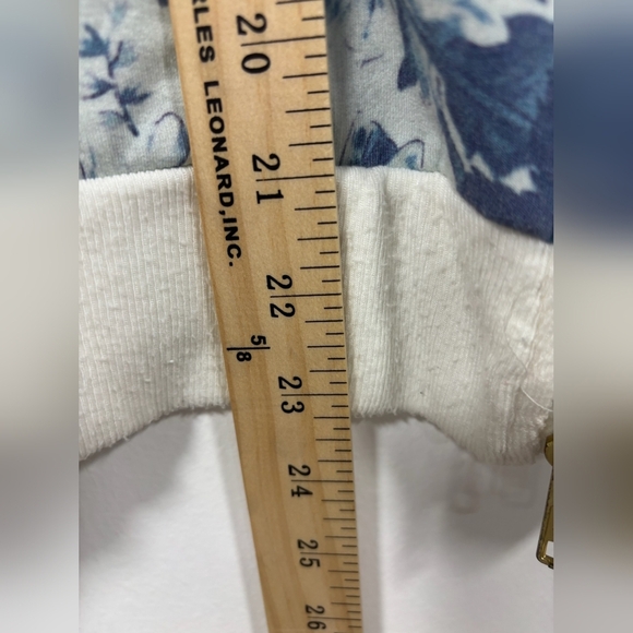 Selkie Louis Toile Pillow zip up hoodie size L - Picture 10 of 10